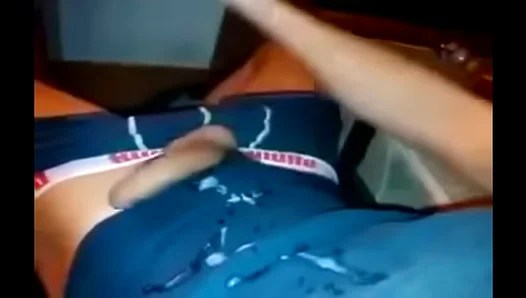 Starving Asian Hunk Devours Massive Creampie Blowie – PureGayPleasure 18+