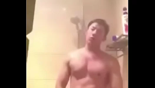 Muscle Twink Shows Off Ripped Body in Steaming Asian Gay Cam Session – HotCamBoys 18+