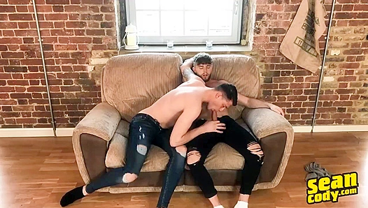Leggy Muscle Cowboy Rides Hard: Steaming Bareback Action – SeanCody