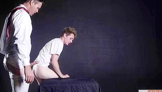 Beau Reed Takes Control in Steamy Gay Domination Scene with Jake Hill – Full Video