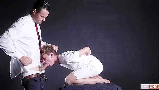 Beau Reed Takes Control in Steamy Gay Domination Scene with Jake Hill – Full Video