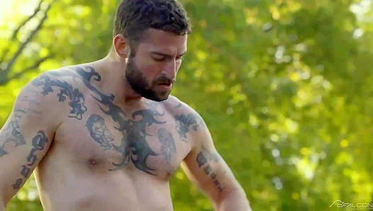 Steamy Outdoor Encounter: Skyy Derek Trent Ignite Passion Under the Sun – 18+