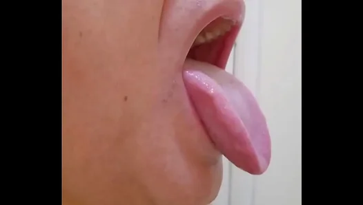Huge Cum Shot Captured Live – Wild Amateur Blowjob Action – PureGayX 18+