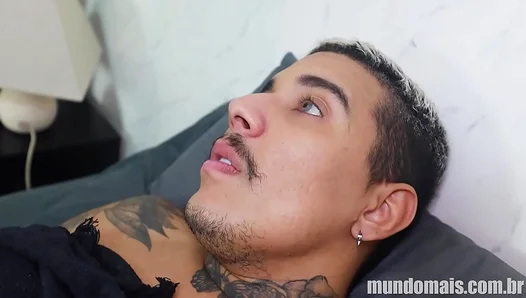 Morning Glory Deepthroat Steamy Ass Play to Wake You Up – Gay XXX