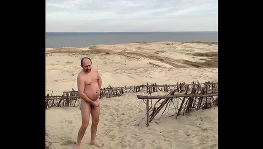 Solo Heat on the Beach: Blazing Midday Masturbation Fantasy – PublicGayFun 18+