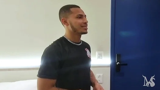 Bisexual Guy Moans as He Gets Off on a Steamy Gay Blowjob – Real Passion Unfolds
