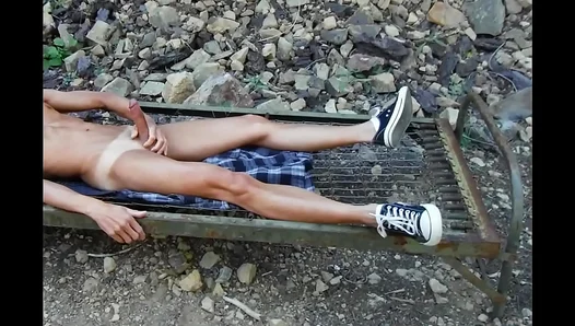 Sun-Kissed Twink Jerks Off Hot Heavy Outdoors – Sultry Solo Session – 18+