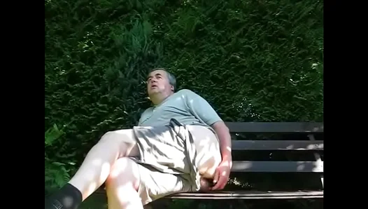 Grandpa Blasts Load in Public — Steamy Gay Amateur Encounter – XXXTapes 18+