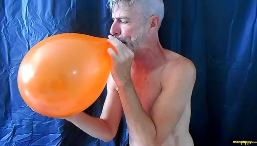 Balloon Pop Tease: Servicing My Slender Senior Lover – Richard Lennox 18+