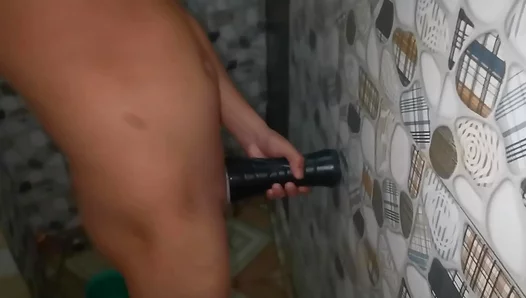 Big Daddy Gobbles Huge Cock in Filthy Amateur Gay Hookup – HotVids 18+
