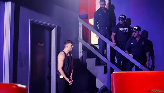 Double Trouble: Hot Cops Dominated by Bulging Muscle studs – GayOrgyHeat 18+