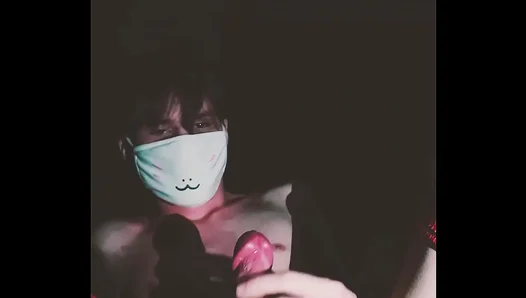Moaning Teen Fingers Deep During Steamy Live Solo Cam Session – 18+