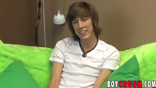 Kurt Starr Takes On Massive Hardcock After Steamy Interview — TinyGays 18+