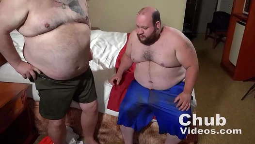 Chubby Bear Sucks Down Massive Load in Steaming Gay Sex Rendezvous – XXX Adventures