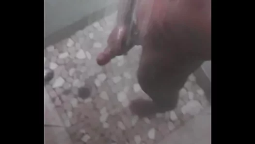 Hot Shower Bliss: Hung Stud Sucks Thick Cock With Passion – HotNakedMen 18+