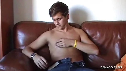 Neighborhood Fire: First Touch Ignites Wild Passion – Spanish Gay Amateur Action