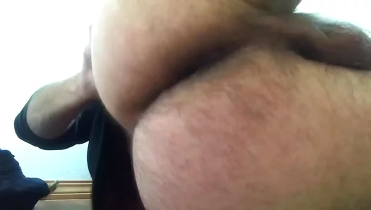 Huge Hairy Ass Bounces While I Stroke Hard in Steaming Locker Room – GayPOV