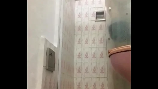 Soapy Fun: Fresh 18+ Guys Steamy Solo Shower Show – HornyTwinks Only
