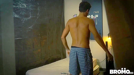 Sun-Kissed Twink Takes Charge Under Ripe Stud Dads Dominance – Hot Gay Action