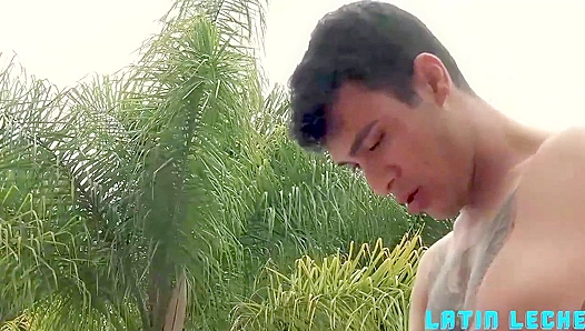 Passionate Latin Men Heat Up the Pool – Wild Fuck Session Epic Cum Showers – LatinLeche