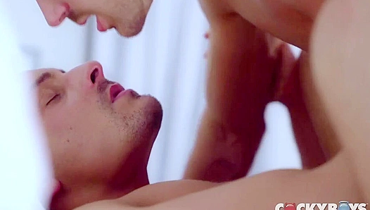 Carter Dane Raphael Louis: Fiery Kisses, Bareback Heat – CockyBoys Seduction