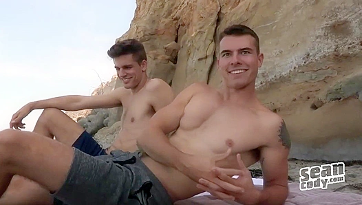 Jess Grahams Hot Ride Ends With Deep Penetration – Steamy Gay Scene SeanCody