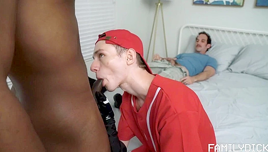 Justin Ethan Exposed: Family Secrets Turned into Hot Desire – GayXXX 18+