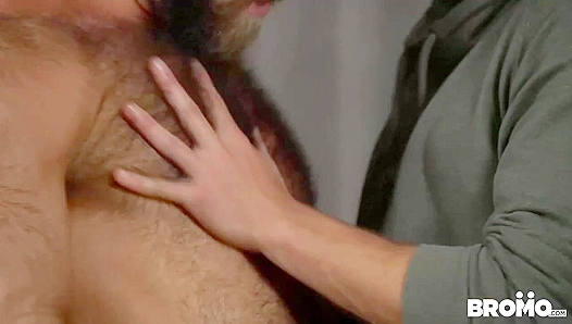 Dante Rides the Hung Hairy Beast Hard — Wild Bareback Ride – TinyGays 18+