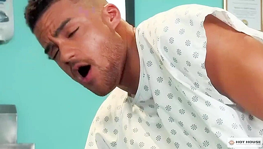 Doctor Daddy Ryan Rose Takes Control of Beaux Banks Tight Black Hole – Steamy Encounter