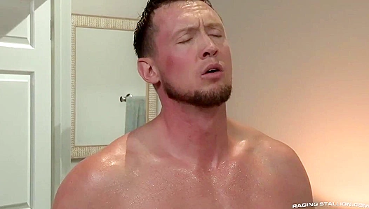 Woody Fox Pierce Paris Trade Places in Hot Role-Swap Scene – RagingStallion