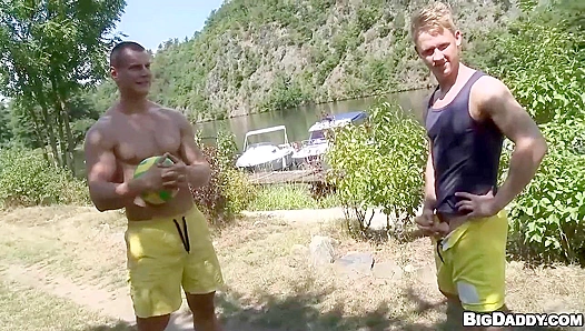 Chris Goes Wild: Hot Outdoor Fuck Right After Volleyball – GayTwinkX 18+