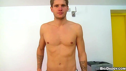 Denis Reid Tony Ross Heat Up With Wild Bareback Passion – GayXXX 18+