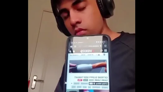 Chasing Sunset Pleasure: Asian Teen Devours Golden-Cock Fantasy – GayThrill 18+