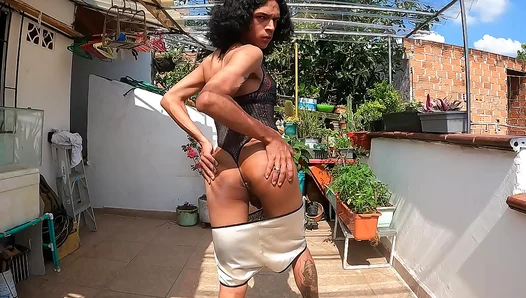 Colombian Twink Sucks Cock Takes Ass Fisting – Medelln Nights 18+