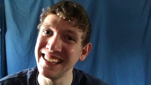 Sultry Flash: Cute Guy Shows Off That Juicy Ass in Slow-Mo – NaughtyLaughs 18+