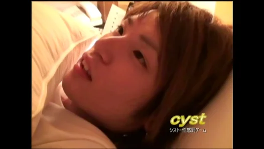 Kazuyas Steamy Solo Session: Thick Load Blown Just Off-Camera – Japanese Gay Porn