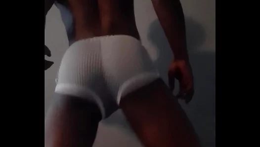 Craving Heat: Hot Massage Turns into Passionate Blowjob Madness – GayXXX 18+