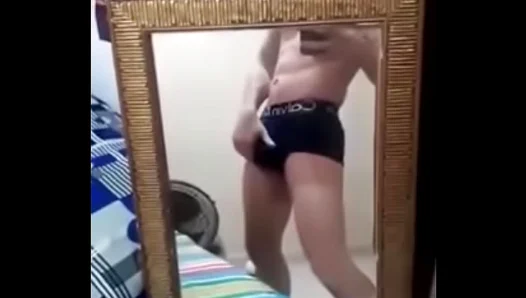 LipeeBrayk Goes Wild in Steaming Solo Session – Gay Amateur Masturbates Hard