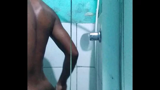 Waking Up to Steamy Gay Sex: Morning Anal Ride Ends With Heavy Load – 18+
