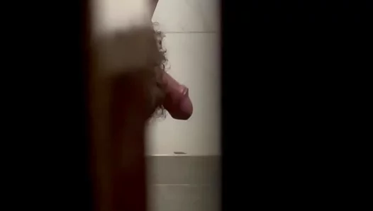 Spied on a Horny Hairy Daddys Massive Hard-on in the Steamy Shower – GayPornHub