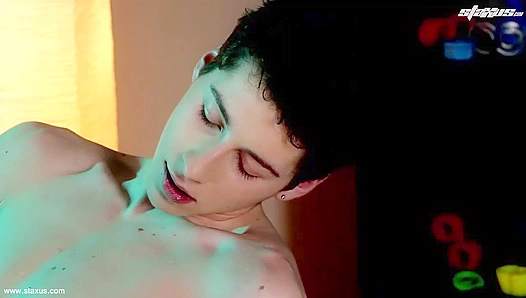 Marcel Lavrov Takes Control in Steamy Bareback Rides – GayXXX