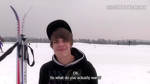 Bieber Lookalike Gags on Load, Stretched Wide – XXXGay 18+