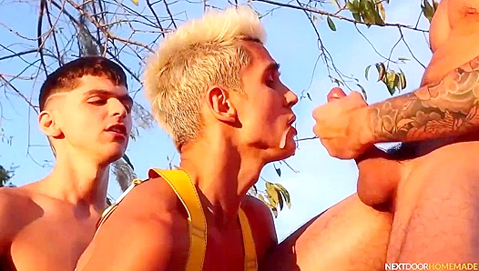 Daniel Greene, Lucas Champagne Ben Get Wild in Steamy Threesome – Next Door Heat