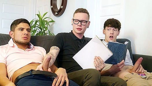 Edward Terrant Fuck Alex Montenegro Hard – Steamy Threesome Heat – GayPornHeat 18+