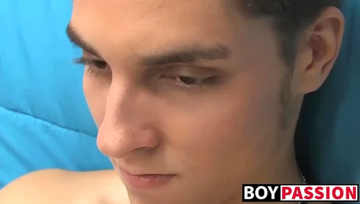 Randy Teen Takes Massive Load—Sloppy Blowjob Ends in Creampie Glory – 18+