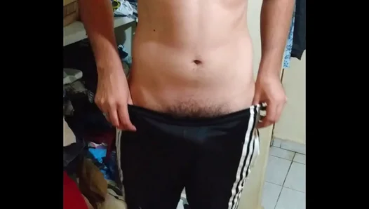 First-Time Thrills: Teen Explores Big Dick Pleasure – Amateurs 18+