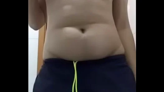 Chubby Teen 18+ Fucks Himself Raw in Steamy First Solo Scene – Hot Fresh Meat