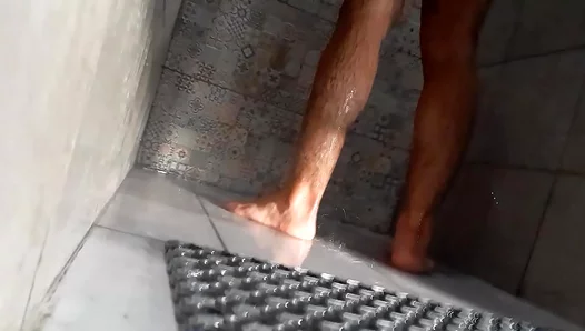Big-Ass Gains: Steamy Shower Session with Horny Tunisian Muscle studs – 18+