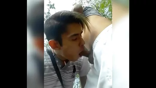 Hunting for Glory: Steamy Public Trysts Filmed Raw – GayVoyeurs 18+