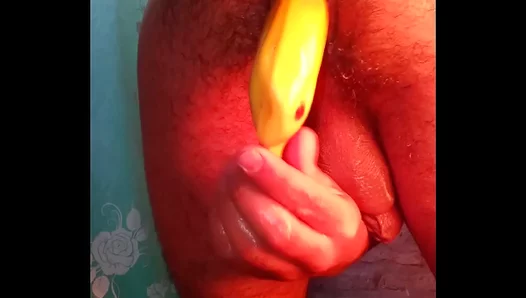 Sucking That Banana Hard: She Knows Just How to Please – HotGayPorn 18+